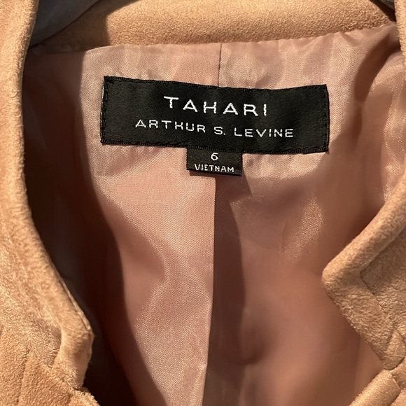 Tahari jacket - Picture 2 of 3